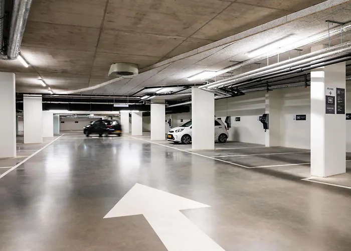 Mercure Amsterdam North Station