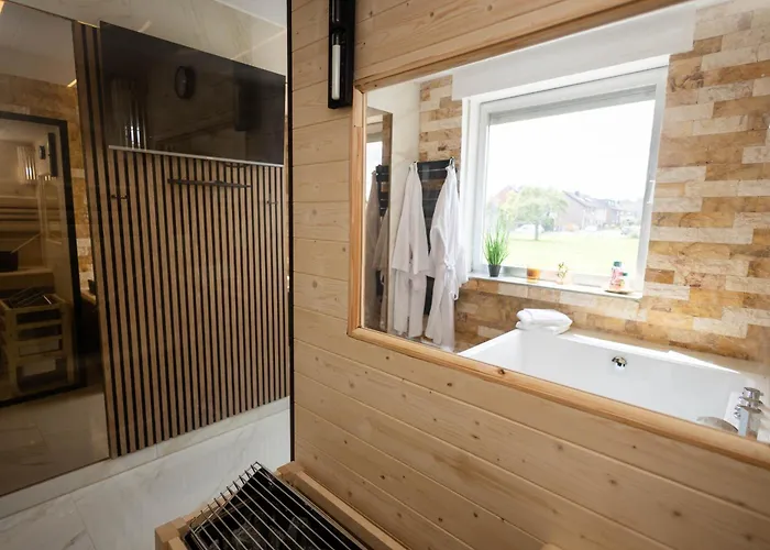  Suites Aix La Chapelle, Exclusive Apartments, Wellness And More, Aachen Eilendorf