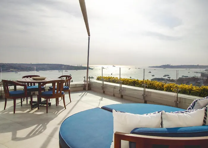 Conrad Bosphorus