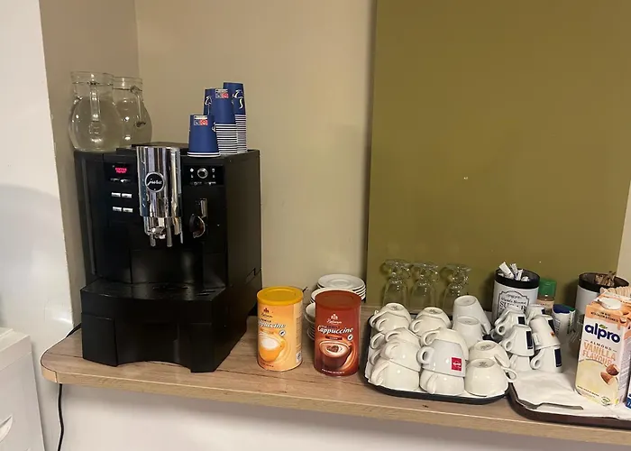 Cheap hotel: Hotel Pacific