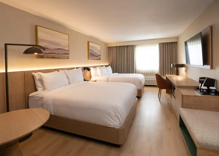 Luxury hotel only: Doubletree By Hilton Wilkes-Barre