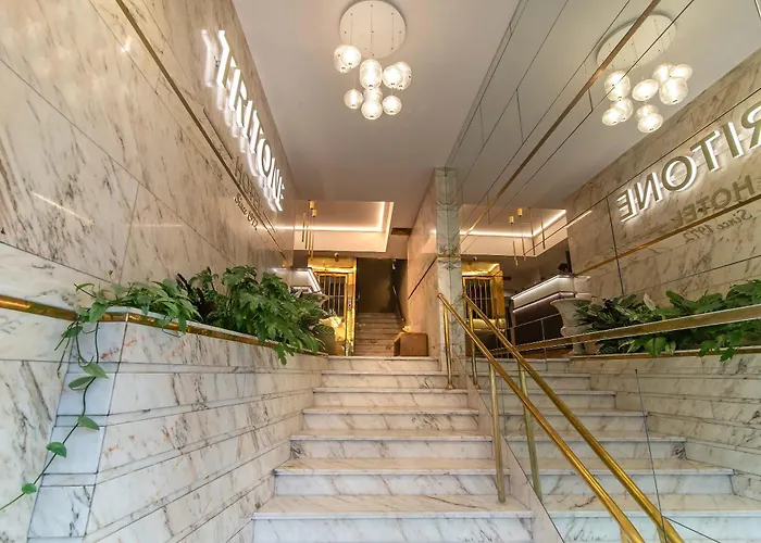 Hotel Tritone