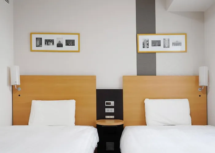 Hôtel bon marché: Comfort Hotel Tokyo Kanda