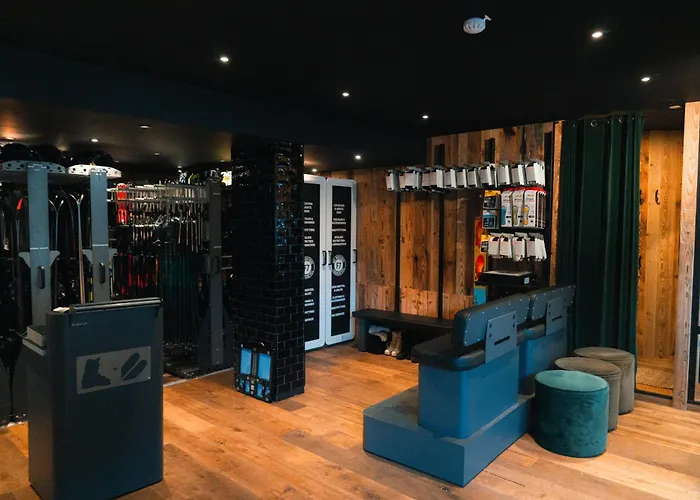 4 star hotel: Fahrenheit Seven Courchevel