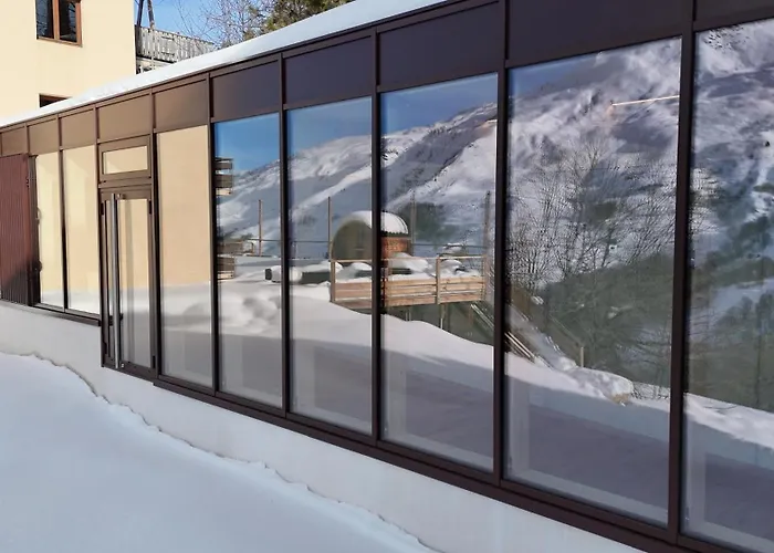 Alpeen Hotel