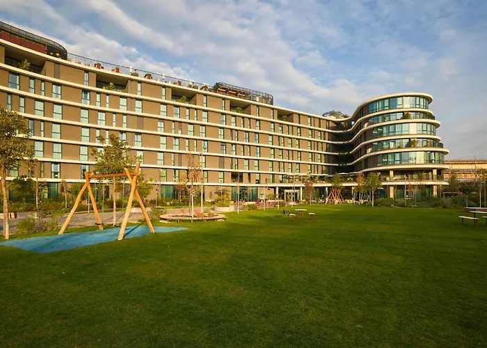 Social Hub Rome Extended Stay