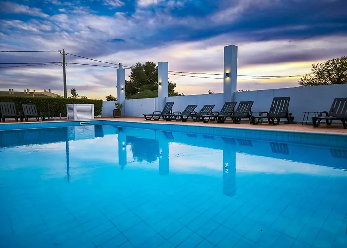 Hotel com parque aquático: Villa Welwitshia