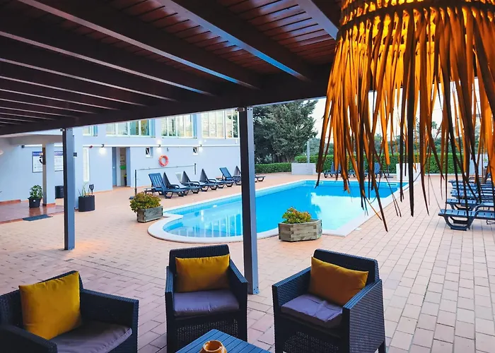 Hotel com parque aquático: Villa Welwitshia