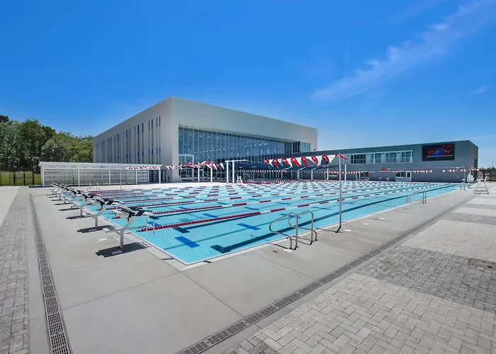 Luxury hotel only: Howard Johnson By Wyndham Ocala Fl I-75