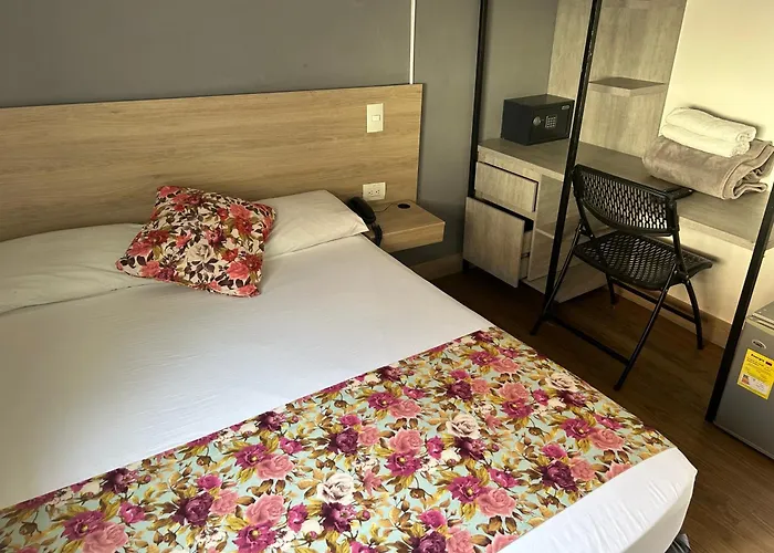 Hotel Poma Rosa