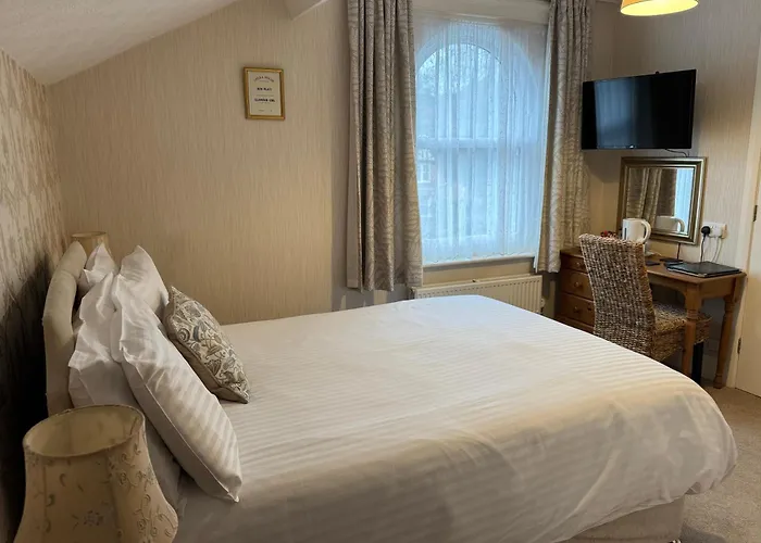 The Raincliffe Hotel