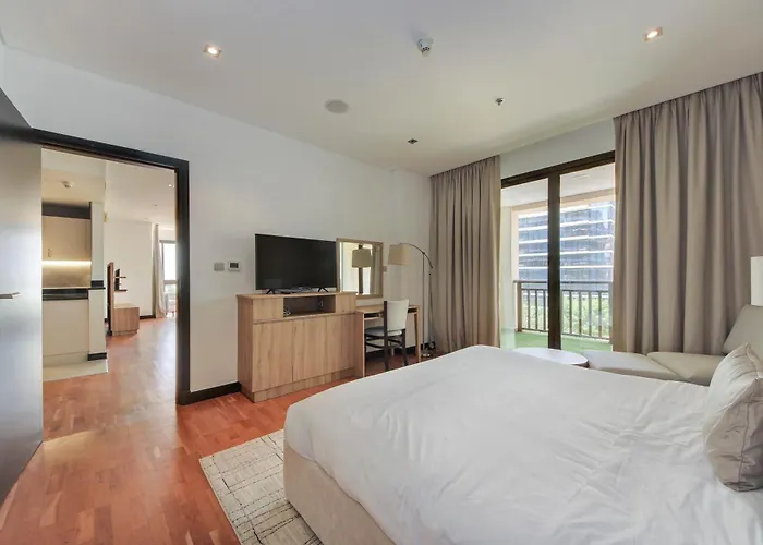 Luxe Getaways Royal Amwaj Palm Jumeirah Resort Holiday Home