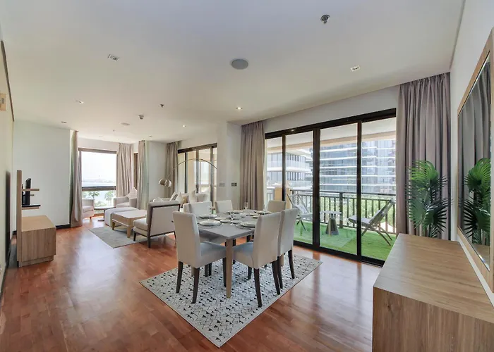 Luxe Getaways Royal Amwaj Palm Jumeirah Resort Holiday Home