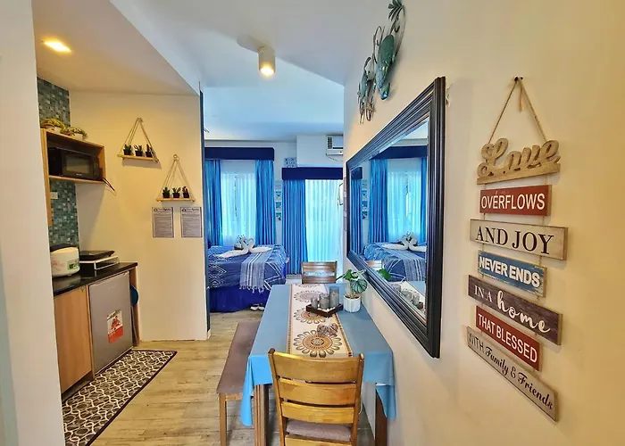 Jacuzzi hotel: Casa Ayesha Sweet Staycation At La Bella Tagaytay