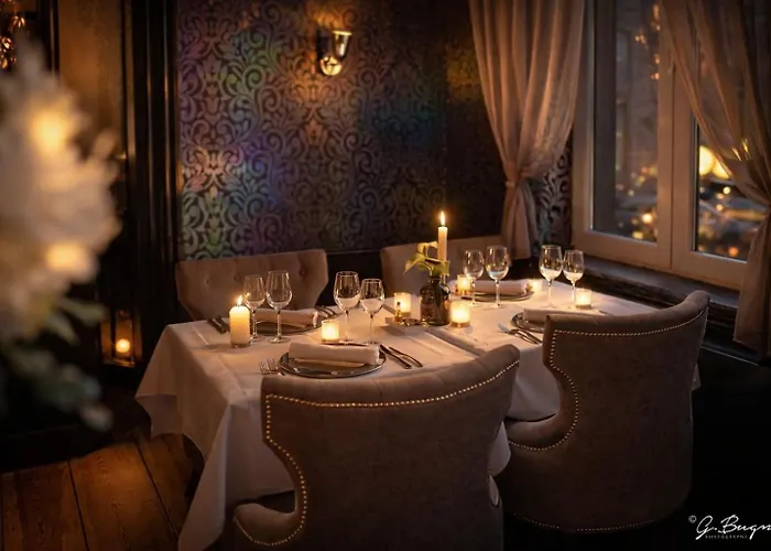  La Reine & Restaurant