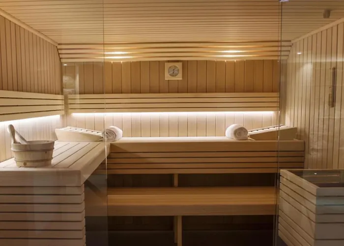 4 star hotel: Best Western Plus Cannes Riviera & Spa