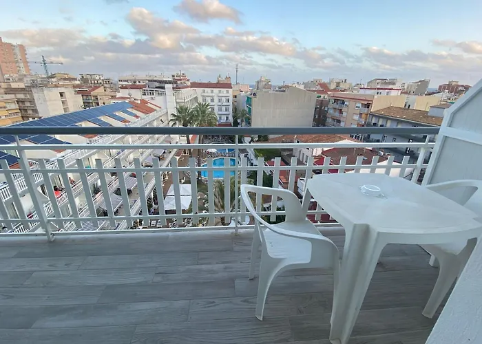 Ping Pong hotel: Hotel Apartamentos Solimar