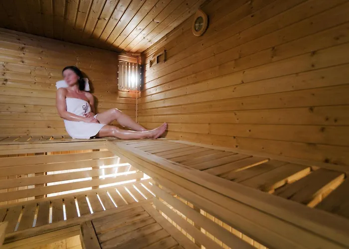 Luxury hotel only: Mercure Gdansk Posejdon