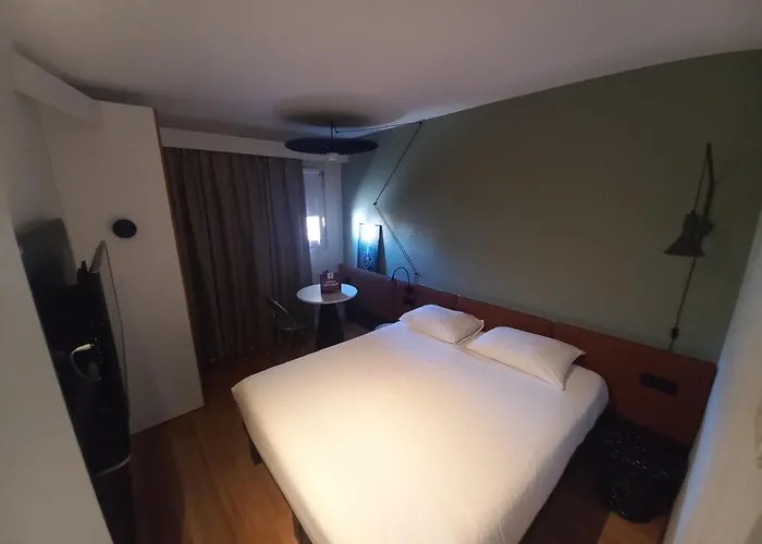 Hôtel accueillant les animaux: ibis Orange Centre Echangeur A7 A9