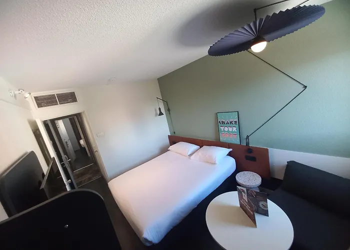 Hôtel accueillant les animaux: ibis Orange Centre Echangeur A7 A9