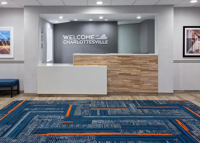 Hampton Inn & Suites At The University