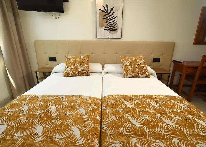 Golf hotel: Hotel Complejo Los Rosales