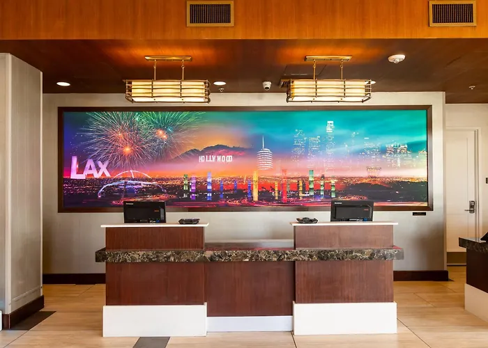 Hotel with Tennis: Residence Inn By Marriott Los Angeles Lax/Century Boulevard