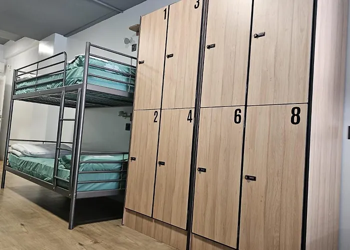 Lodge: Bilbao Metropolitan Hostel By Bossh! Hotels