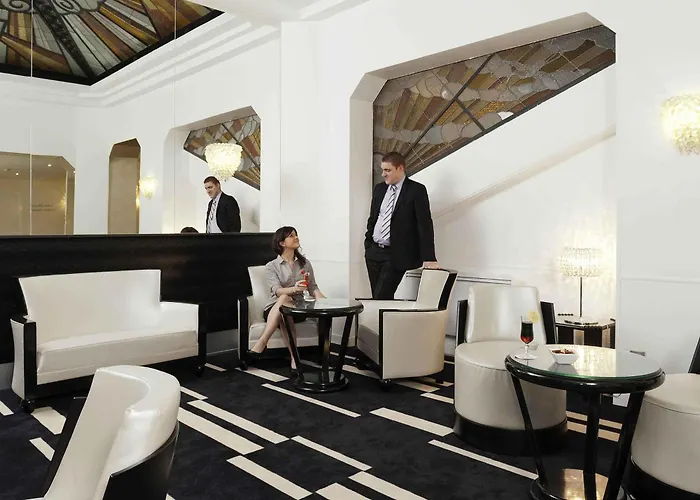 Hotel with view: Mercure Paris Opera Faubourg Montmartre