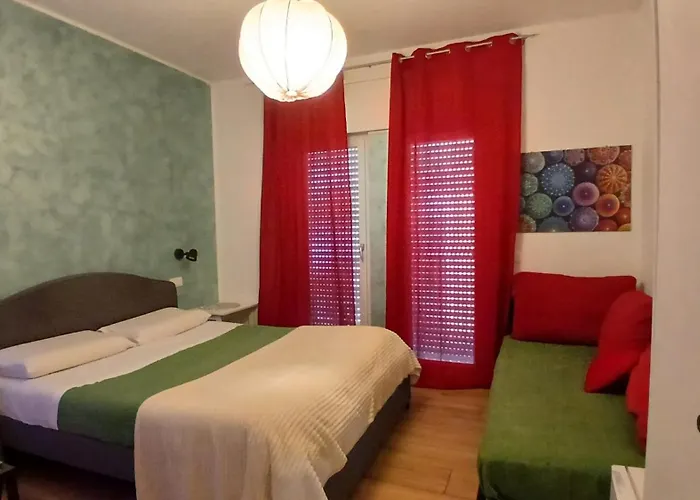  Ariel Rooms