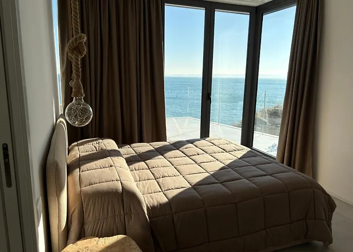  Seaside Resort