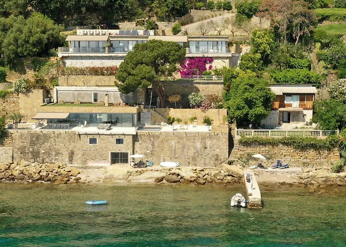  Seaside Resort