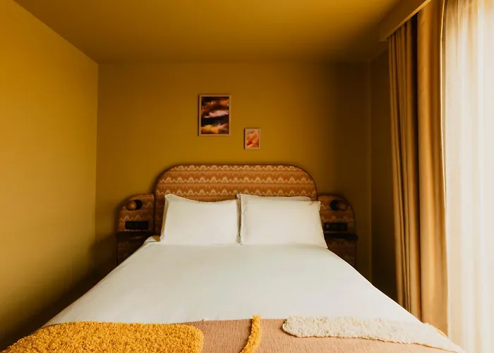 Le Jardin de Verre by Locke