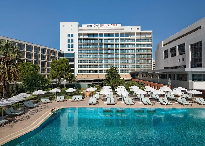 Luxury hotel only: Swissotel Buyuk Efes Izmir