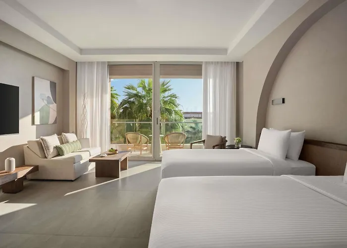  Rixos The Palm & Suites