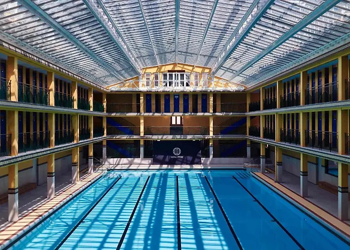 Hotel with pool: Molitor Hotel & Spa Paris - Mgallery Collection