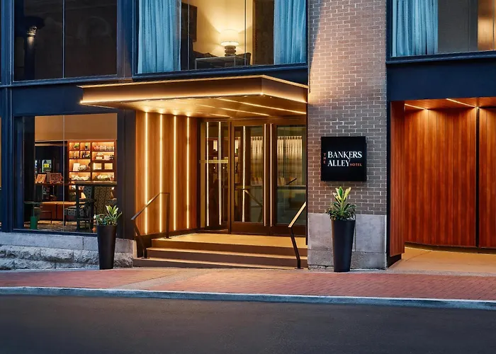 Hotels With Four Stars Bankers Alley Nashville, Tapestry Collection By Hilton