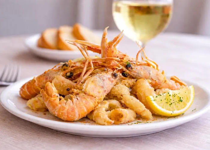 Hotel sulla spiaggia: Hotel Holiday