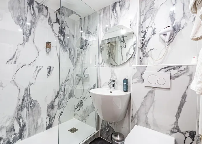 Hotel cerca del colegio: Denfert-Montparnasse