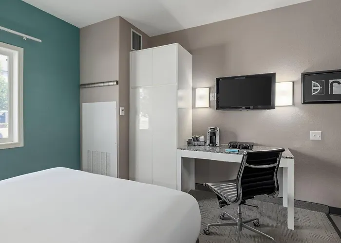 Home Inn Medicine Hat
