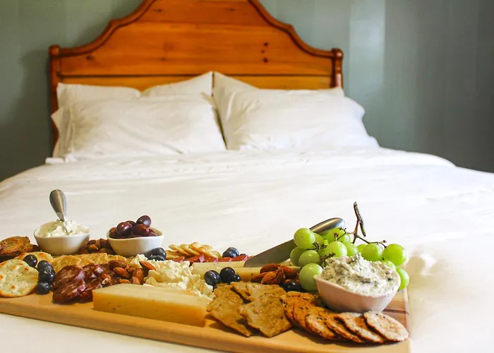 Waterpark hotels Magnetic Hill Winery