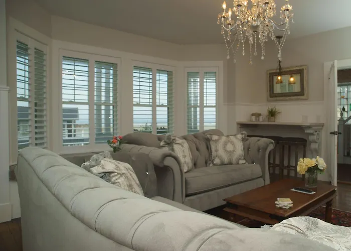 Motel: Marginal Way House
