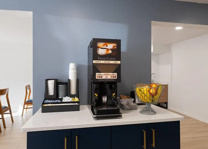 Cheap hotel: Super 8 By Wyndham Mankato