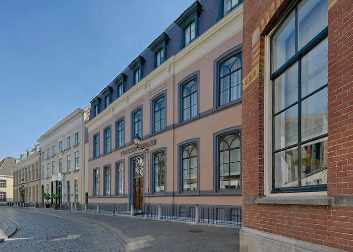  Nassau Breda, Autograph Collection