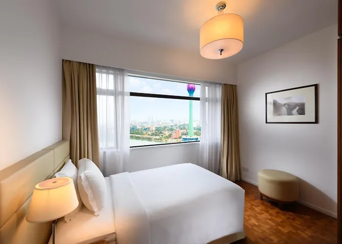 Hilton Residence