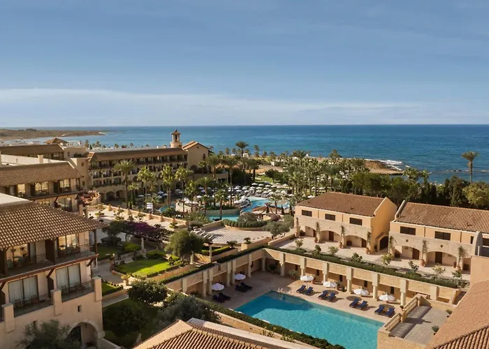 Romantic hotel: Elysium