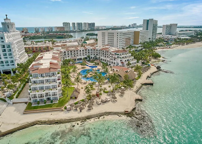Fiesta Americana Villas