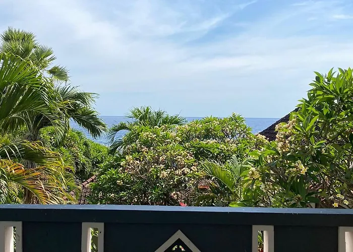 Hotels with pool Double One Villas