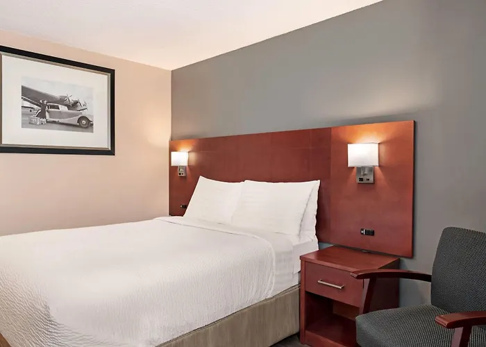 Jacuzzi hotel: Days Inn By Wyndham Fredericton