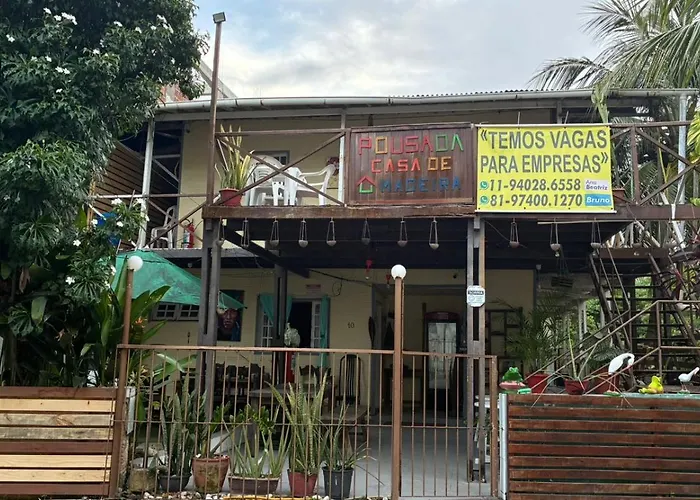  Pousada Casa de Madeira
